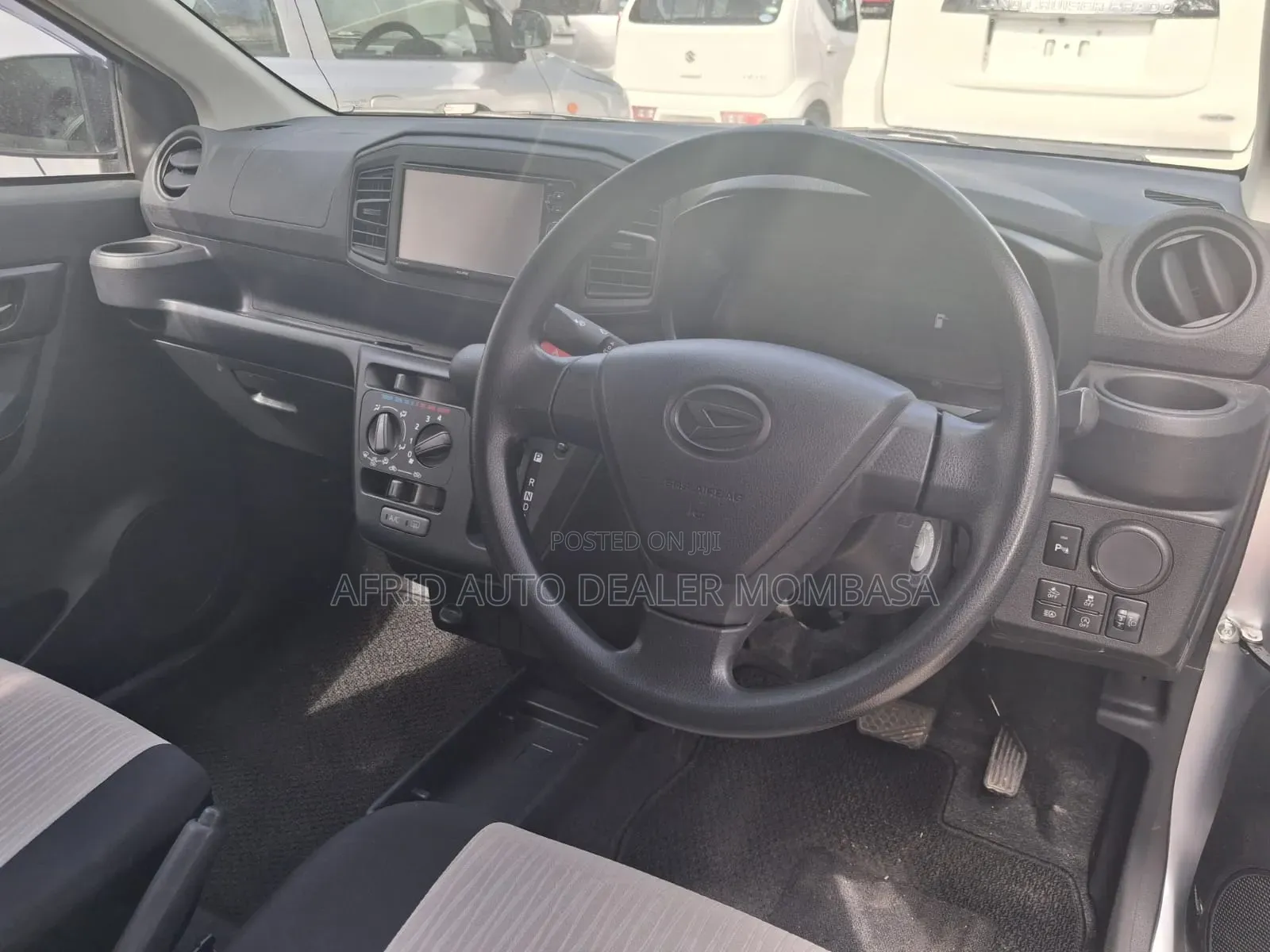 Daihatsu Mira 2018 Silver