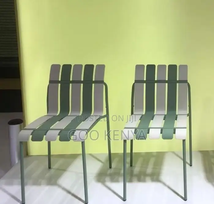 Outdoor Chair; Armless Stripped Plastic Chair for Garden and Lounge