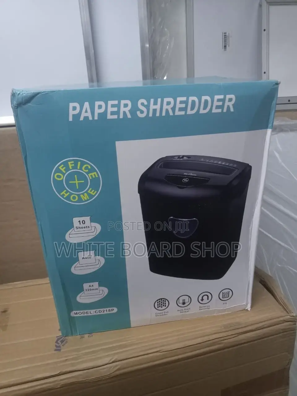 10-Sheet Cross-Cut Paper Shredder