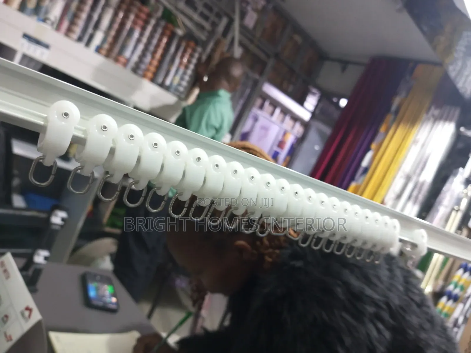 Quality Aluminum Mosquito Net Rail Available
