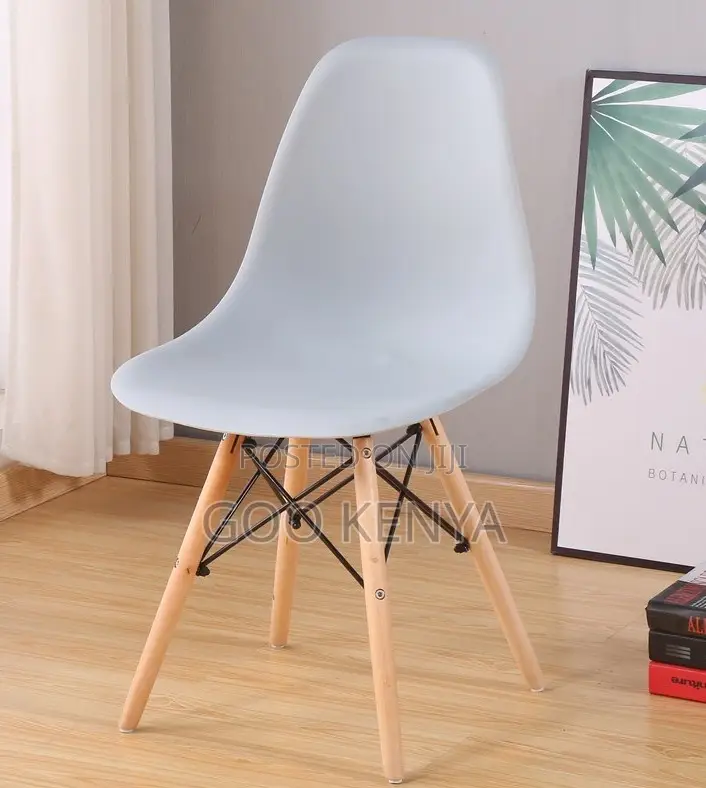 Home Dining Chair; Plastic Chair Wooden Base for Living Room and Café