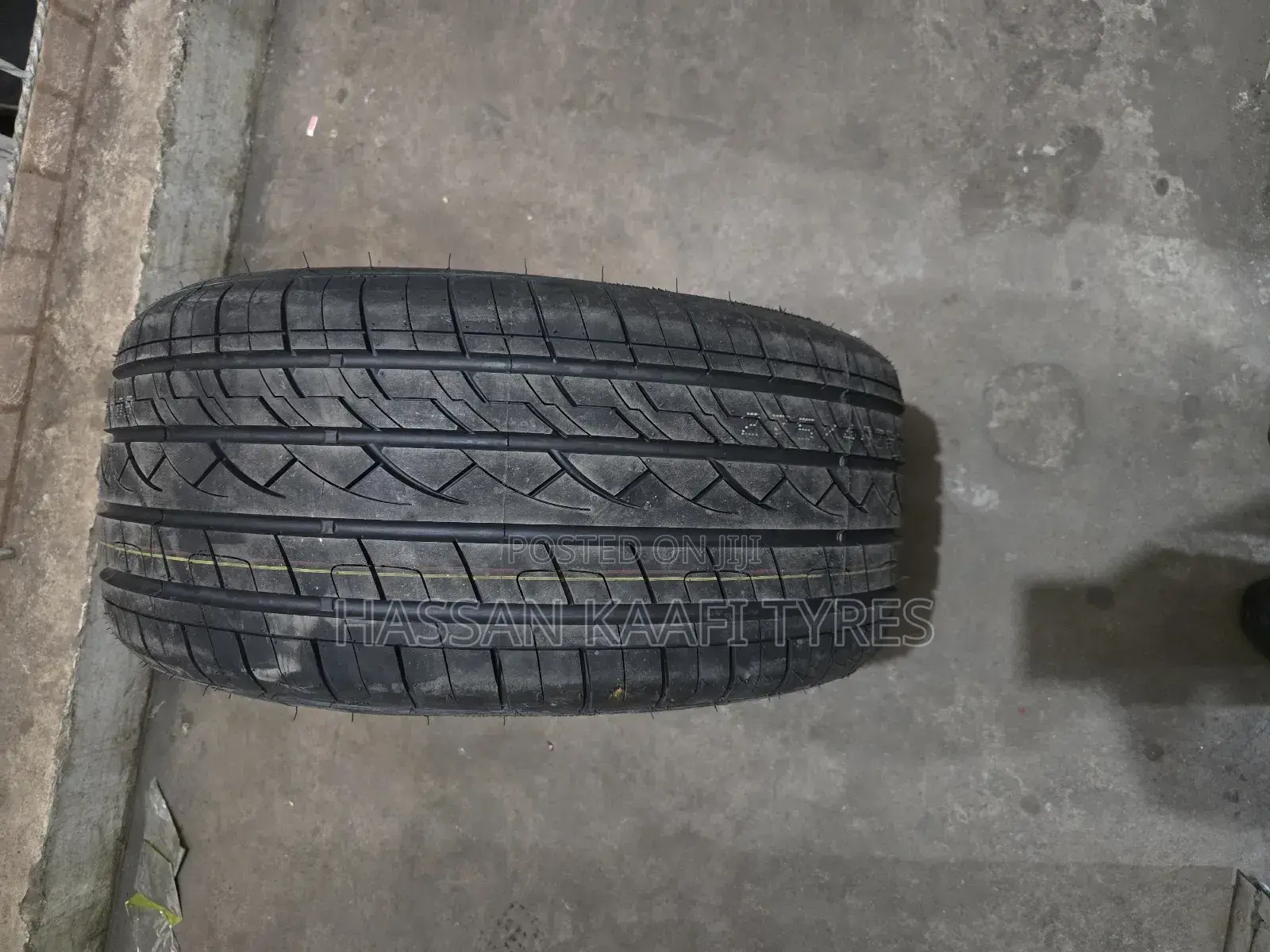 275/40r20 Durun Tyre