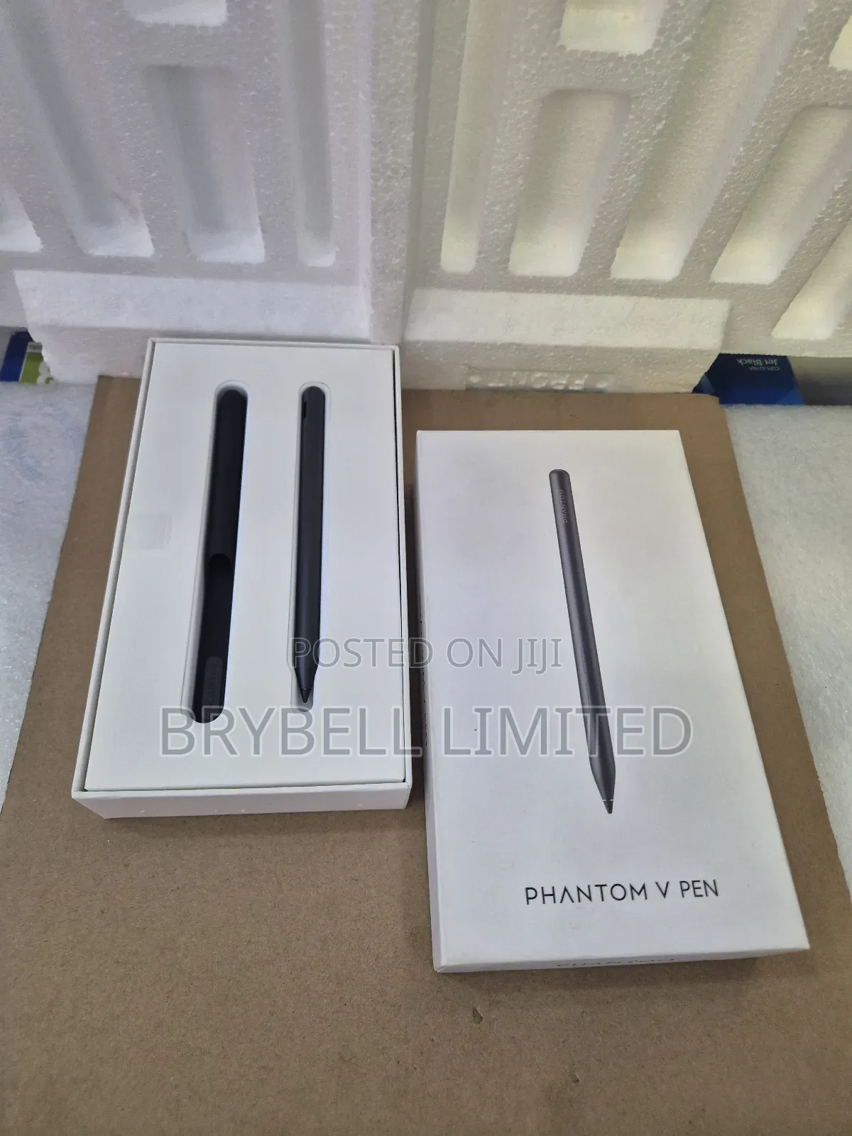 Tecno Phantom v Pen Brand New, Black