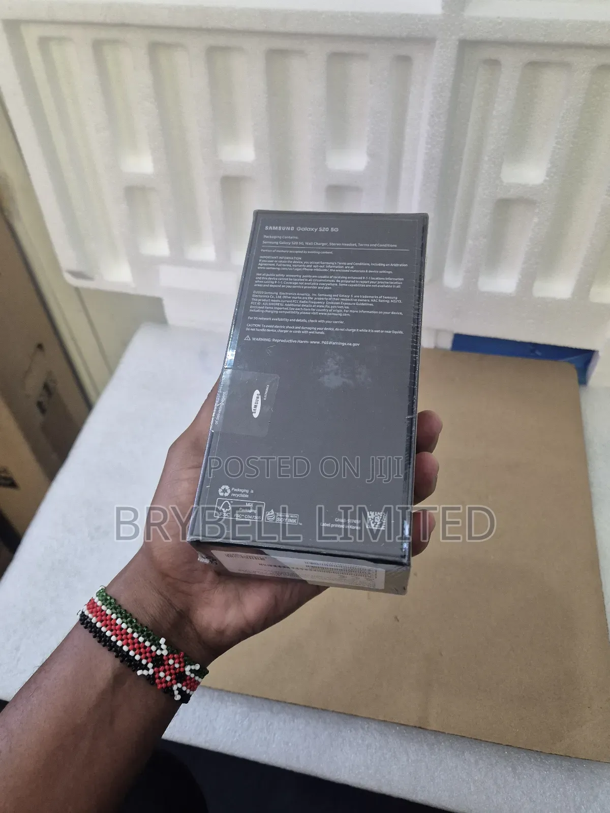New Samsung Galaxy S20 128 GB White