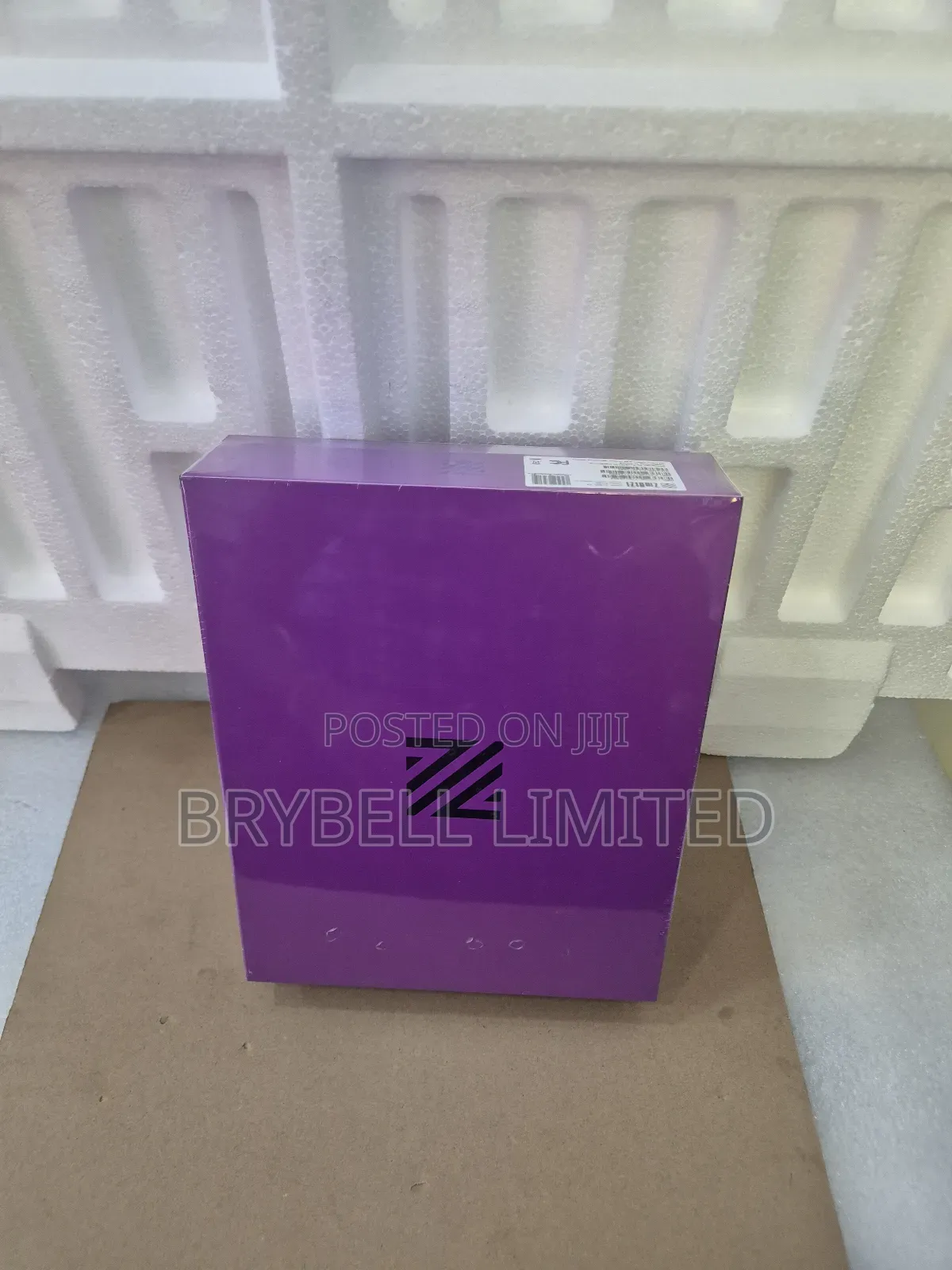 New Mobile Phone 128 GB Black
