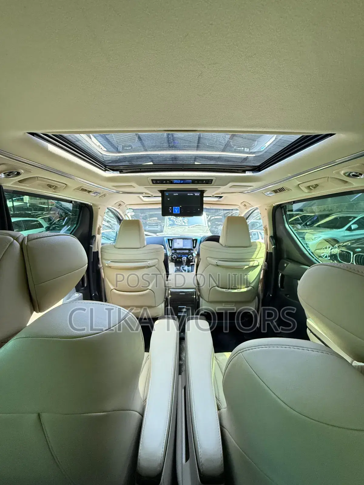 Toyota Alphard 3.5 Petrol AWD 2018 White