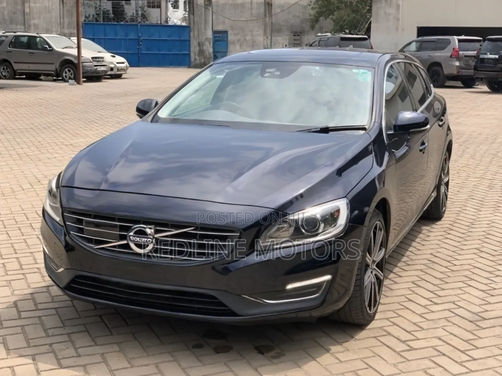 Volvo V60 T5 Dynamic FWD 2018 Gray