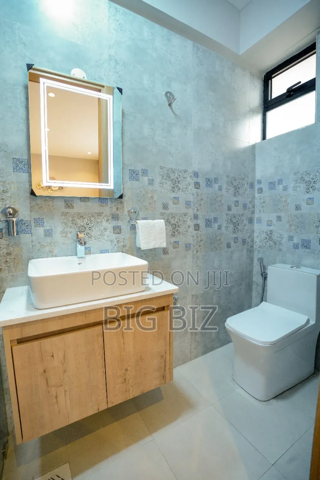 1bdrm Apartment in 1/2 Br Furnished/, Parklands/Highridge for rent