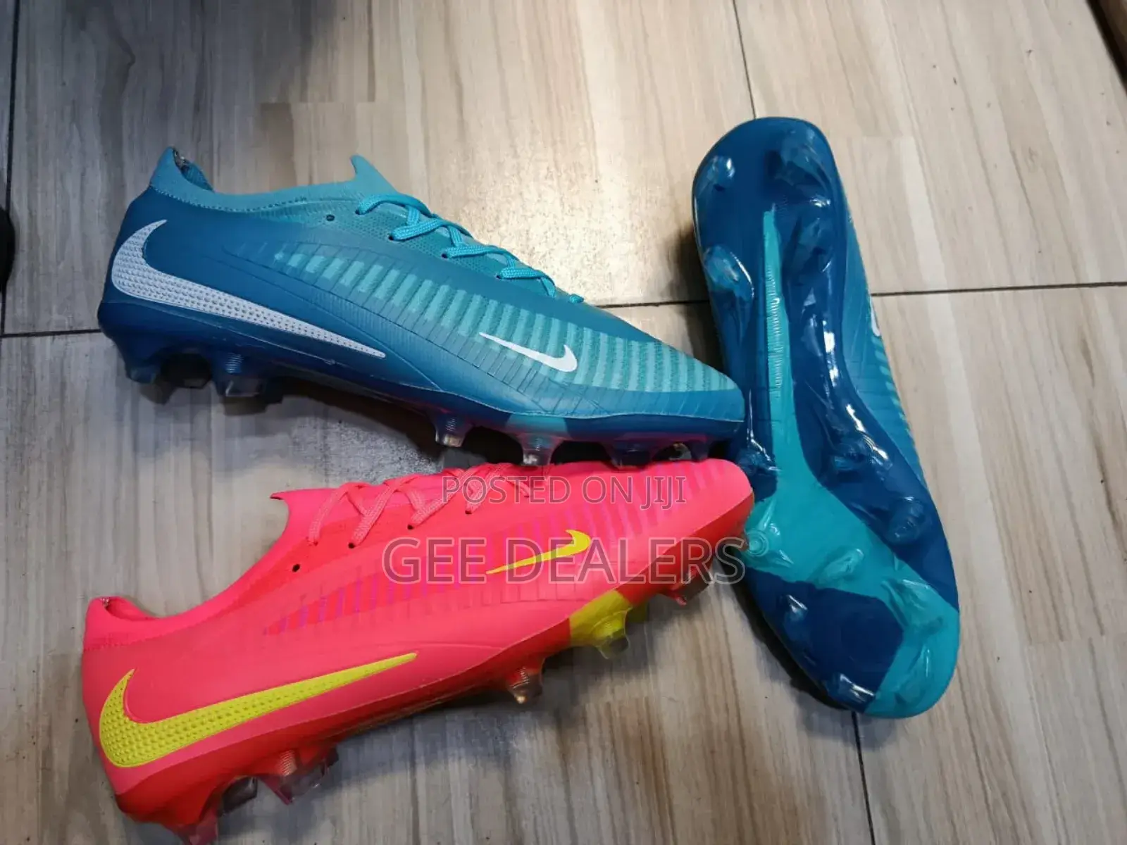 Phantom 6 Boots , Football Boots