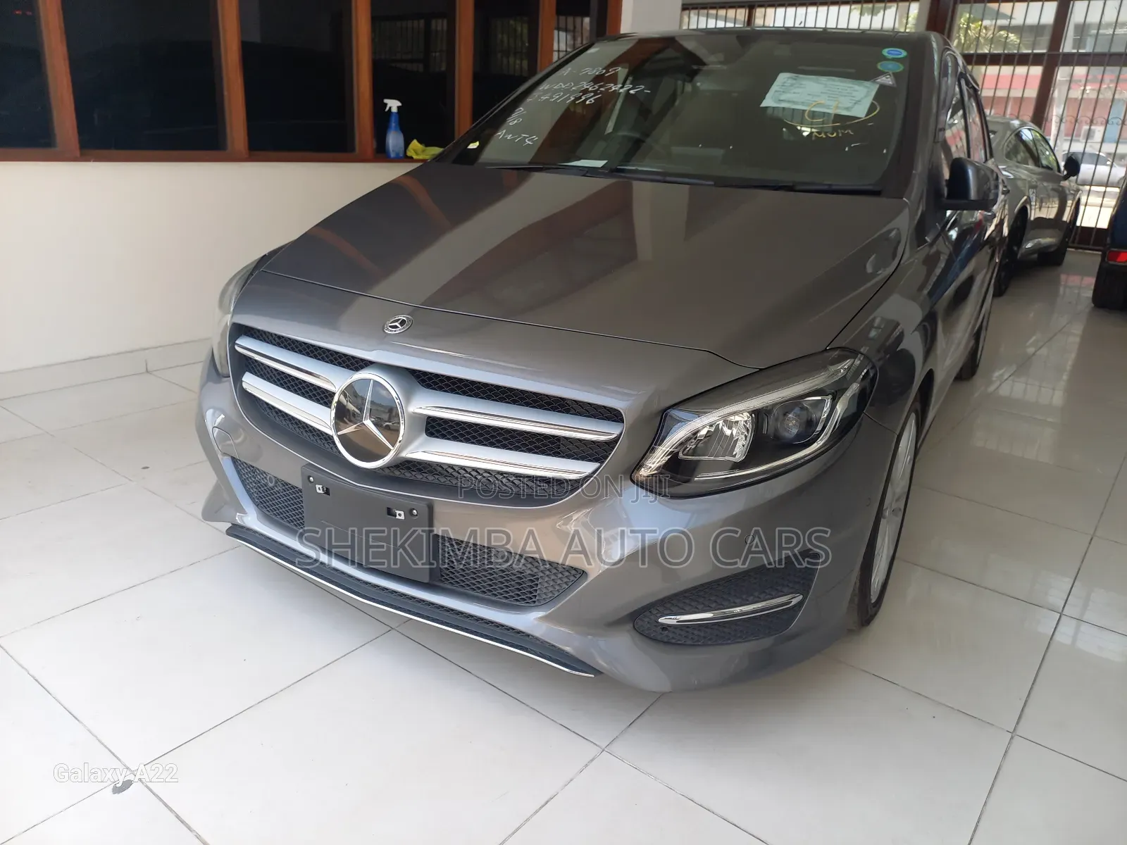 Mercedes-Benz B-Class B180 Petrol 2018 Gray