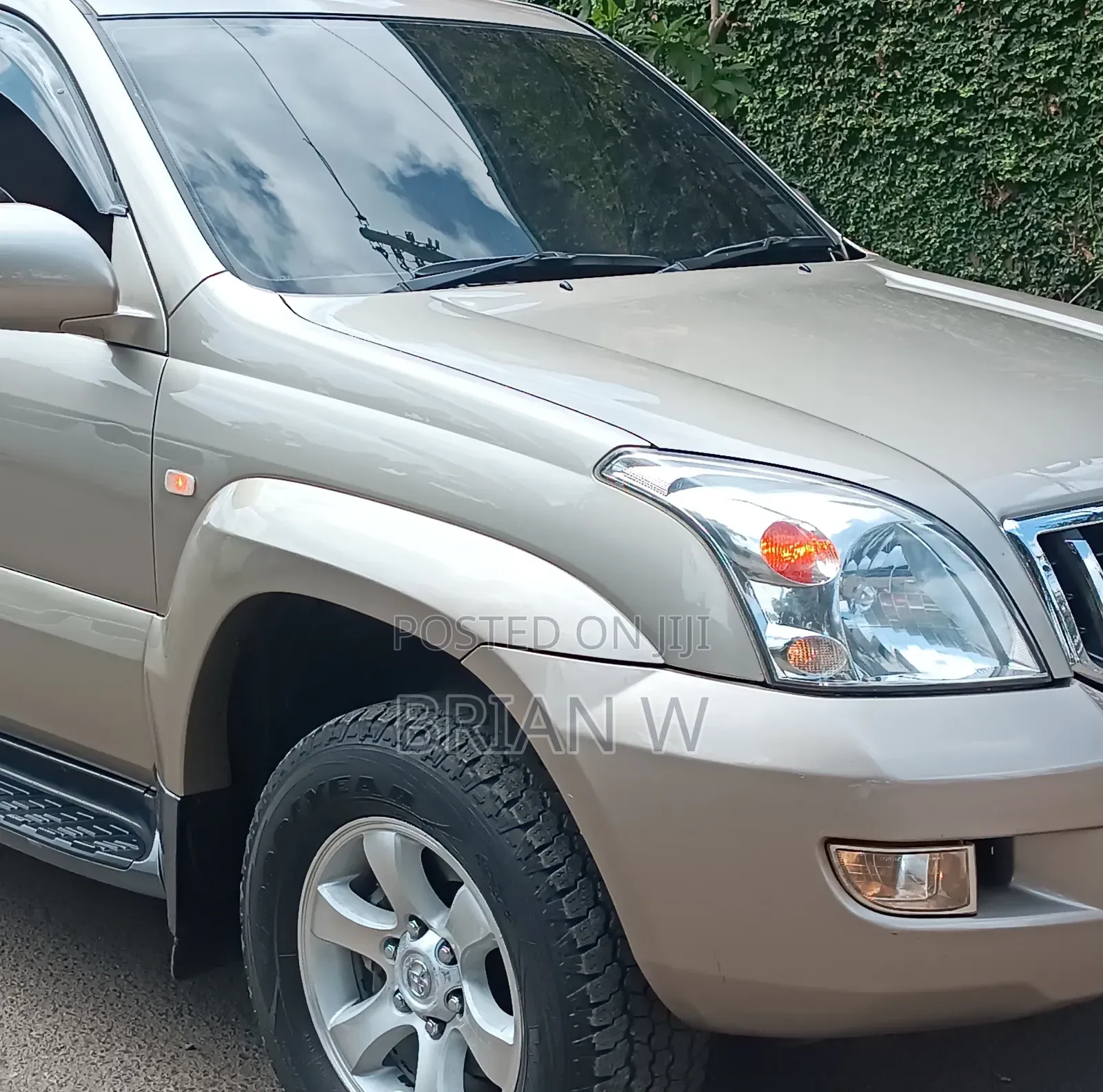 Toyota Land Cruiser Prado 2004 Gold