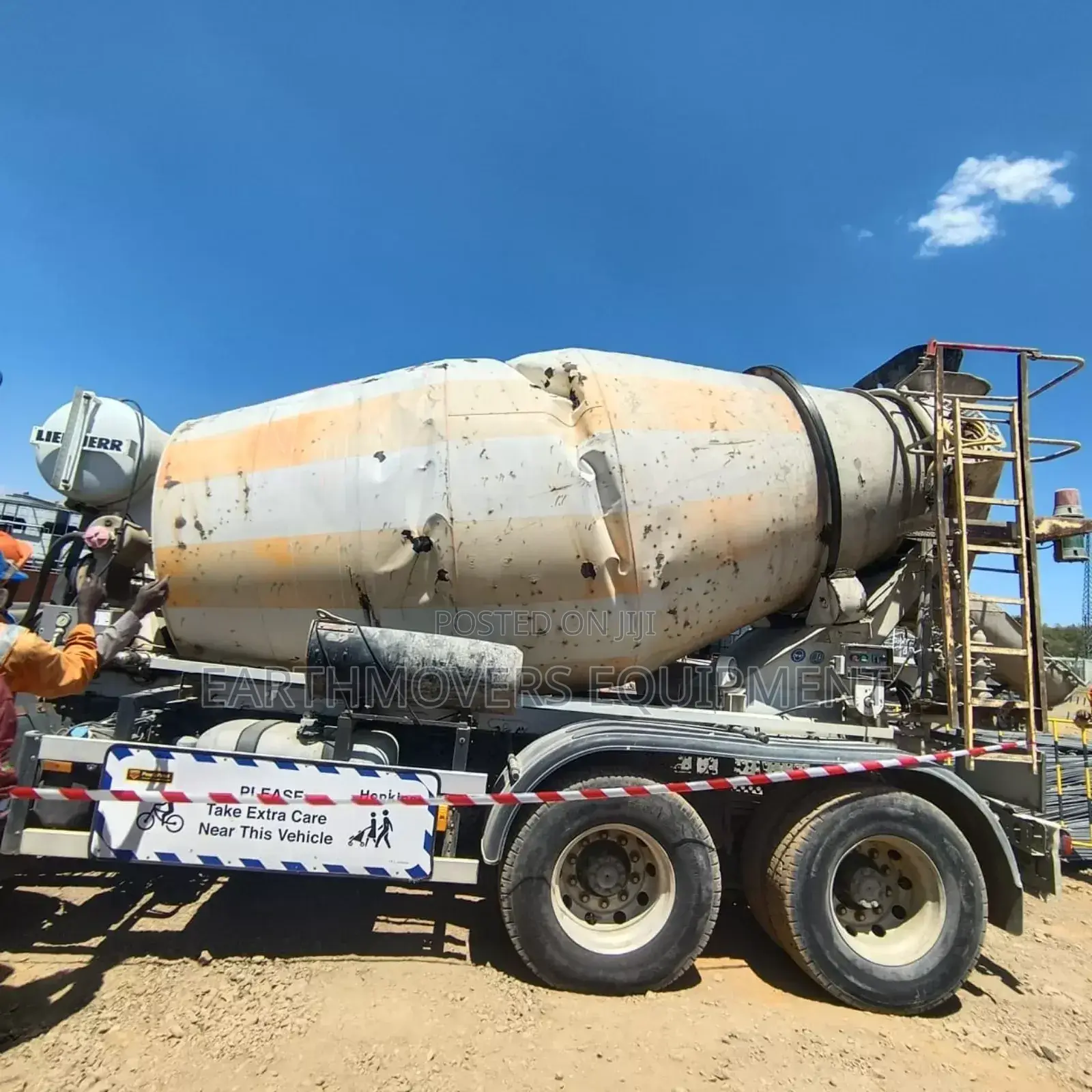 Mixer (Self Loading)
