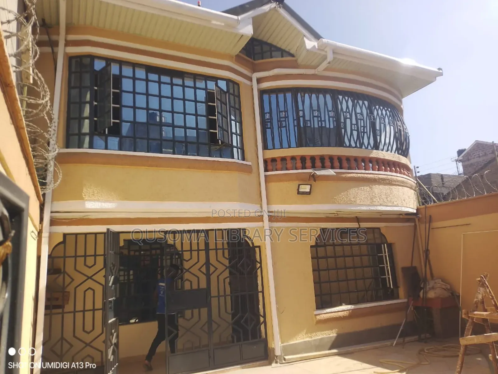6bdrm Mansion in Komarock for sale