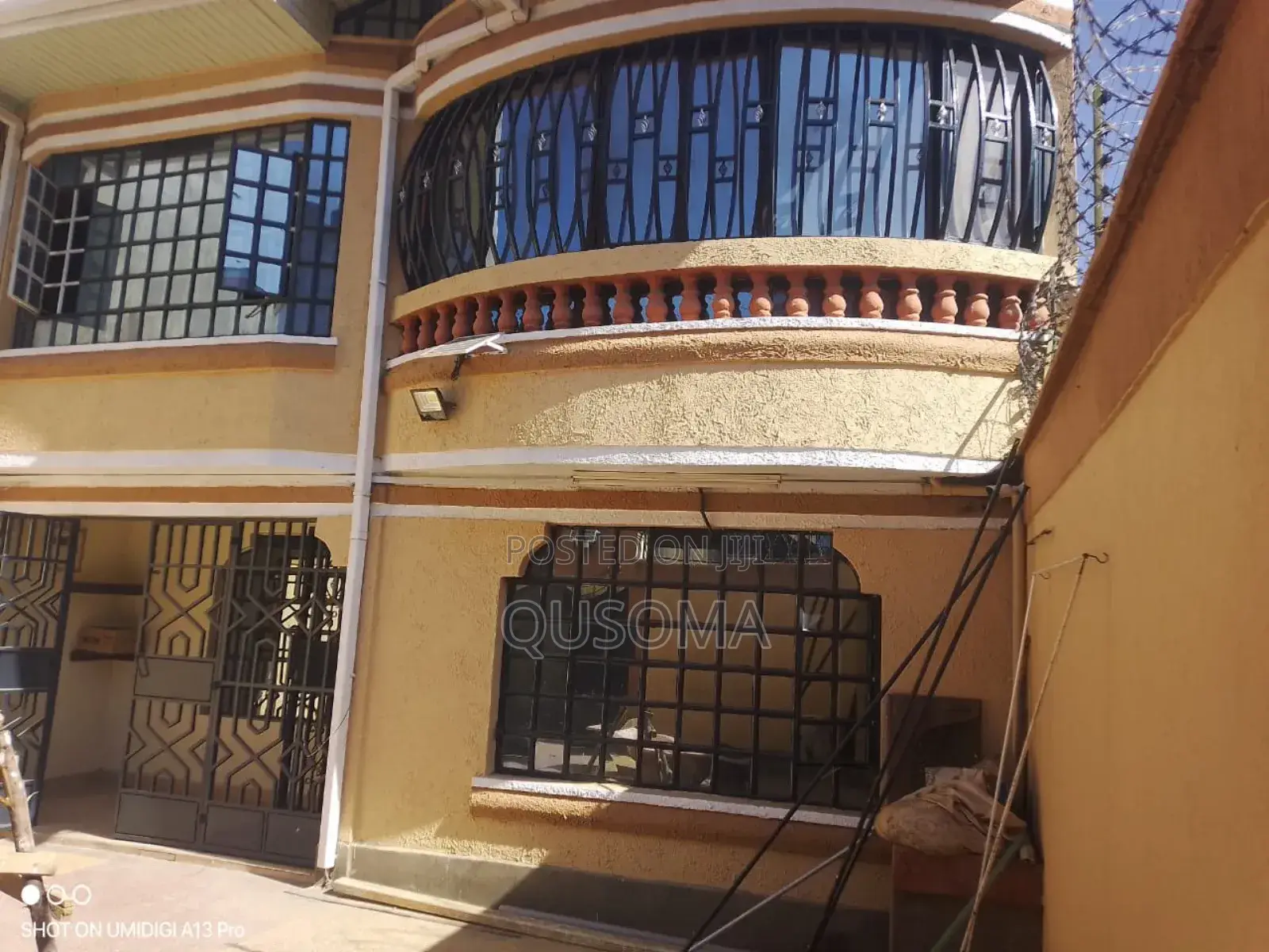 6bdrm Mansion in Komarock for sale