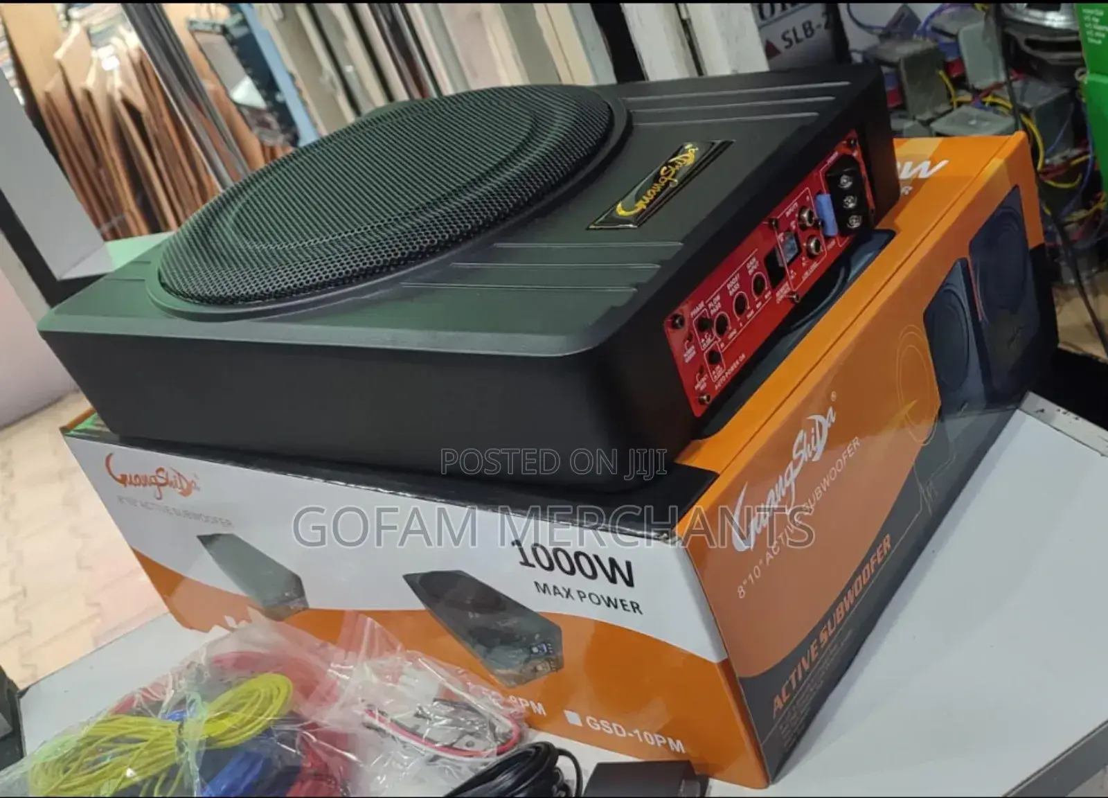 Underseats Active Subwoofer 1000w
8" and 10"