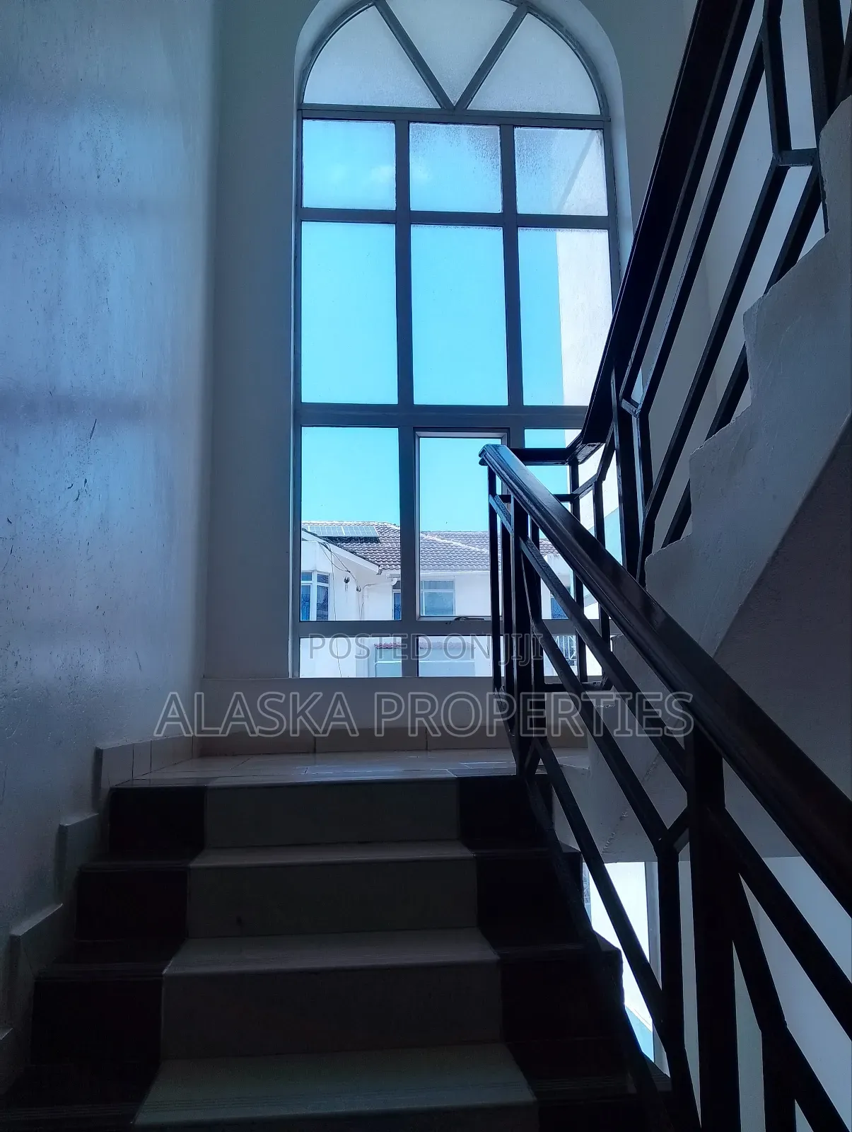 3bdrm Apartment in Nyali Estate for rent