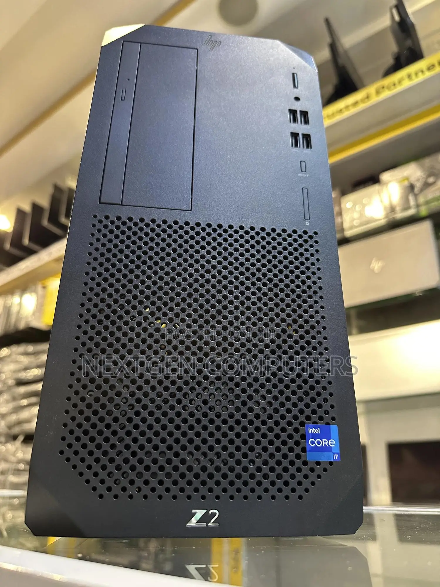 New Desktop Computer HP Z2 8GB Intel Core I5 SSD 512GB