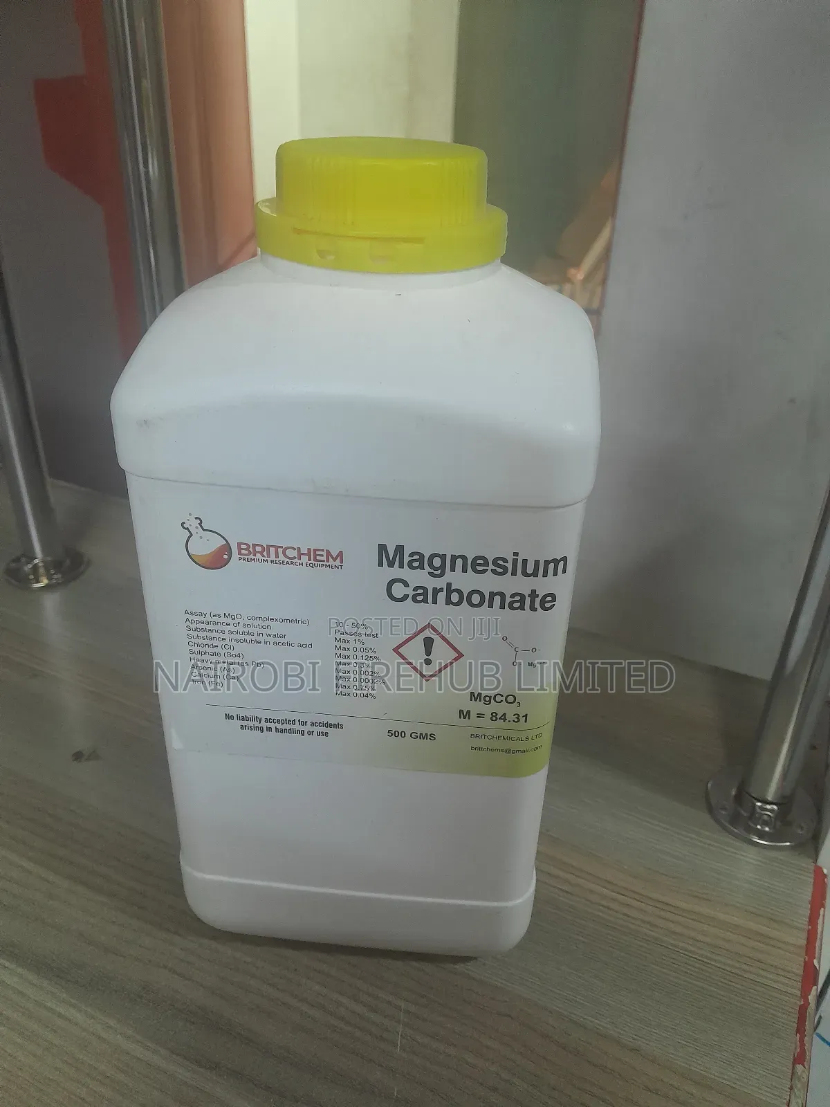Magnesium Carbonate for School Lab