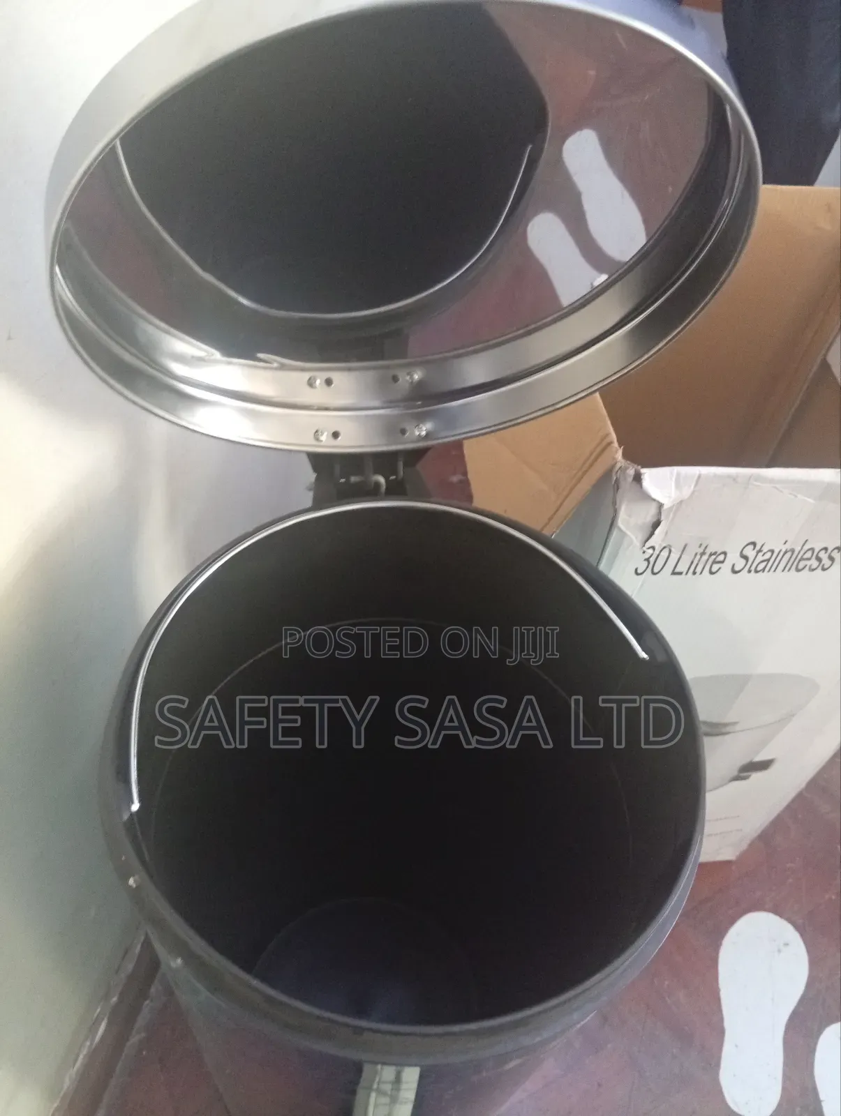 Pedal Bin 30litre/ Stainless Steel