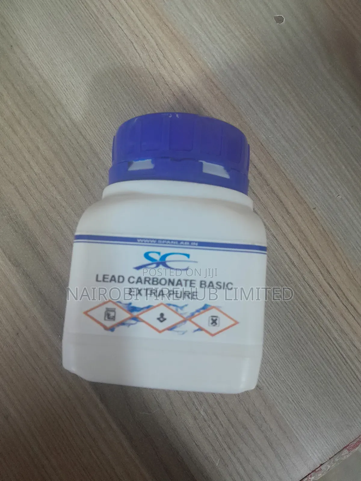 Lead Carbonate for School Lab