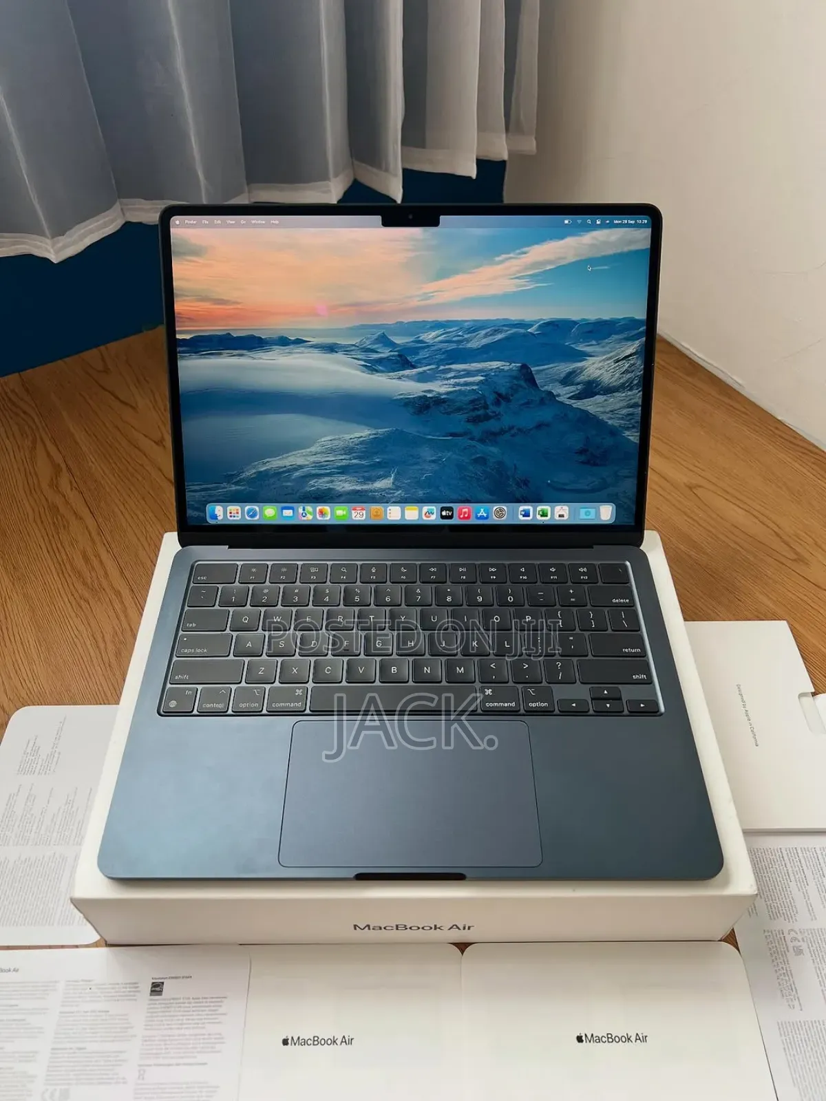 Laptop Apple MacBook Air 2025 M4 16GB Apple M4 SSD 256GB