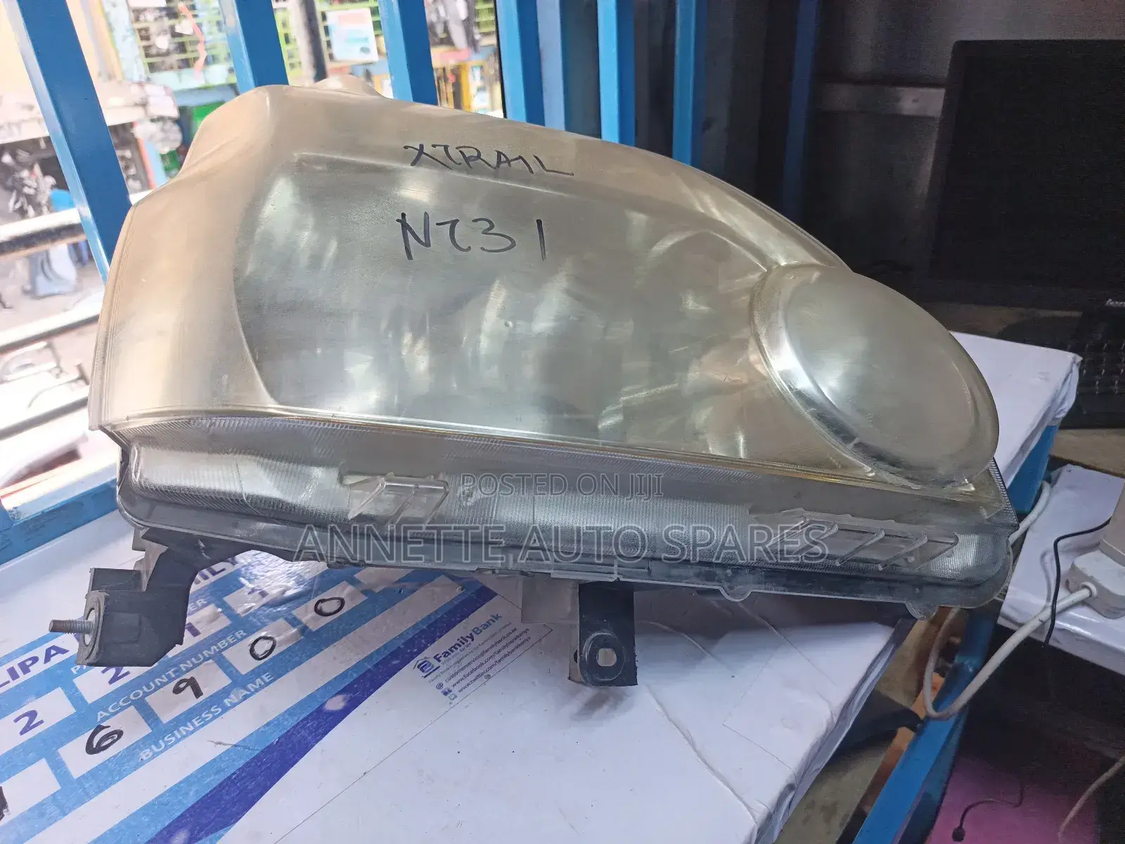 Headlights Nt31 Xtrail