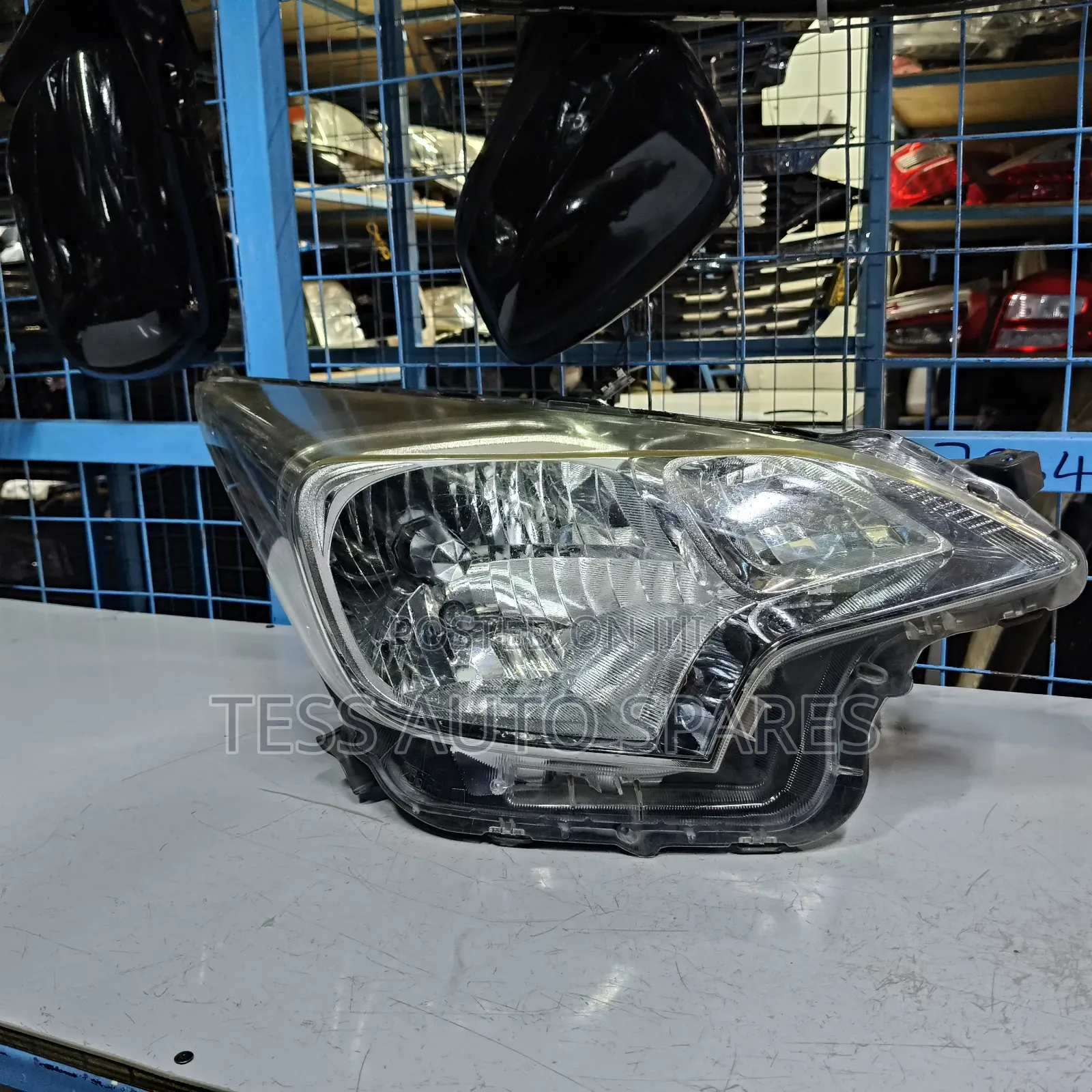 Ractis 2012 Xenon Headlight Available