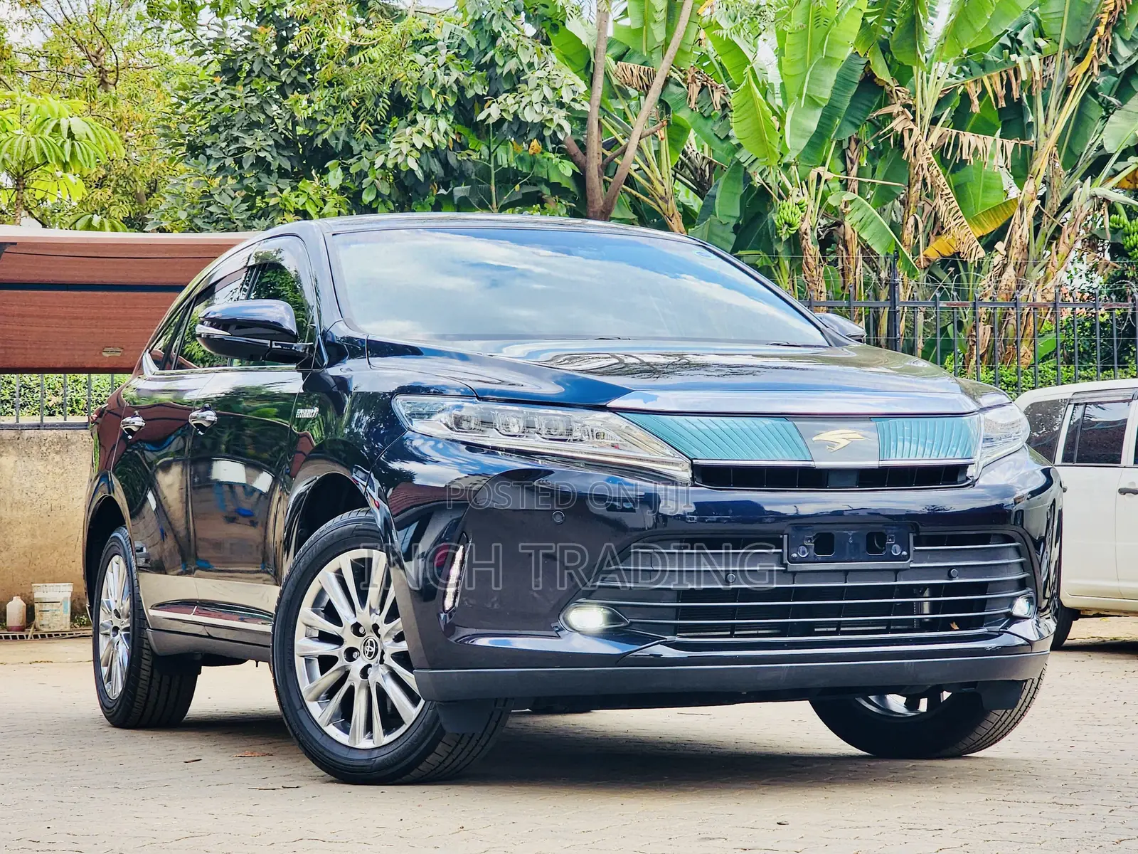 Toyota Harrier 2.5 Hybrid 4WD 2018 Black
