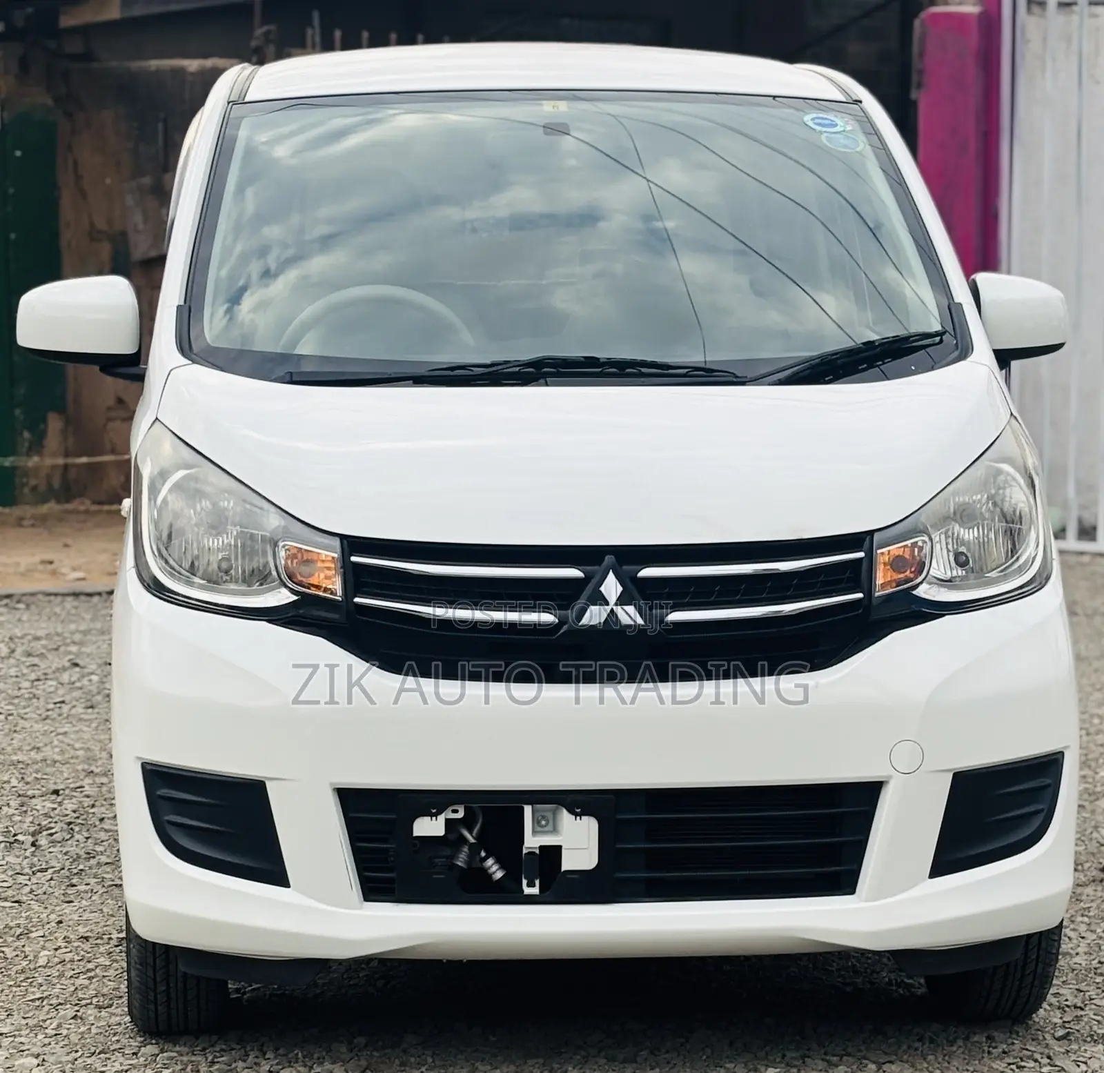 Mitsubishi EK Wagon 2018 White