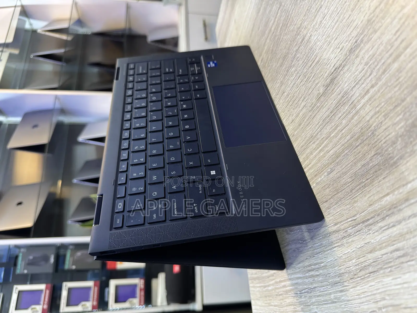 Laptop HP Dragonfly G2 16GB Intel Core I7 SSD 512GB