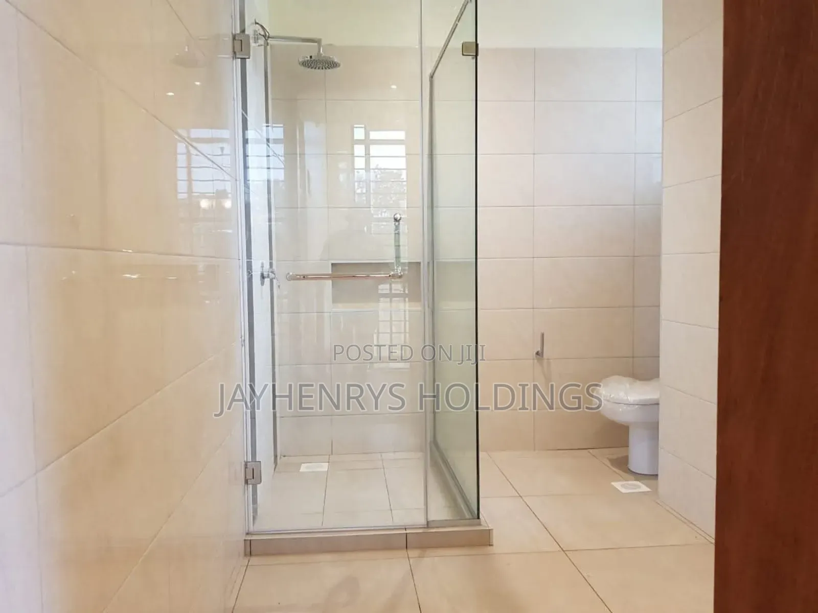 4bdrm House in Membley Estate for rent