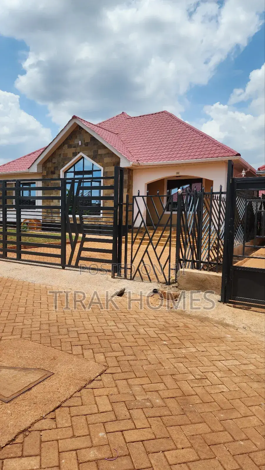 3bdrm Bungalow in Batian Estate, Kenyatta Road / Theta for rent