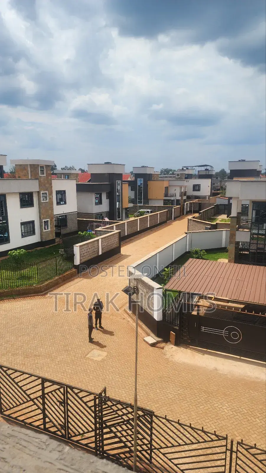 4bdrm Maisonette in Windsor Annex, Kenyatta Road / Theta for rent