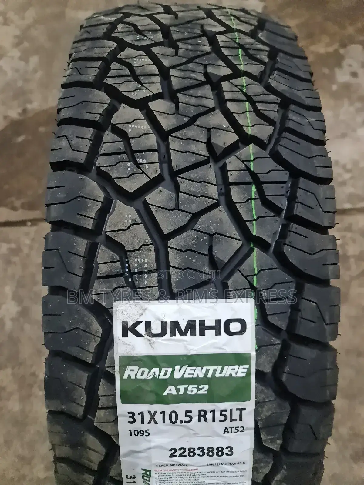 31x10.50r15 Khumo Tyres (All Terrrain)