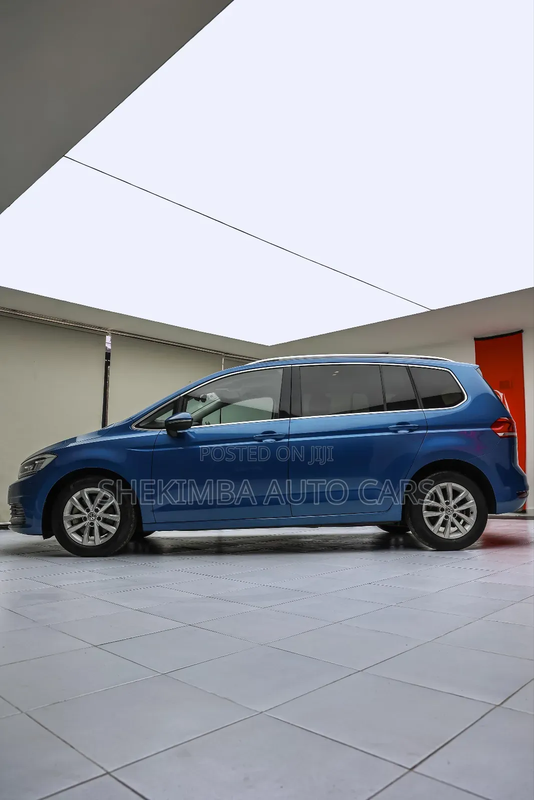 Volkswagen Touran 2019 Blue