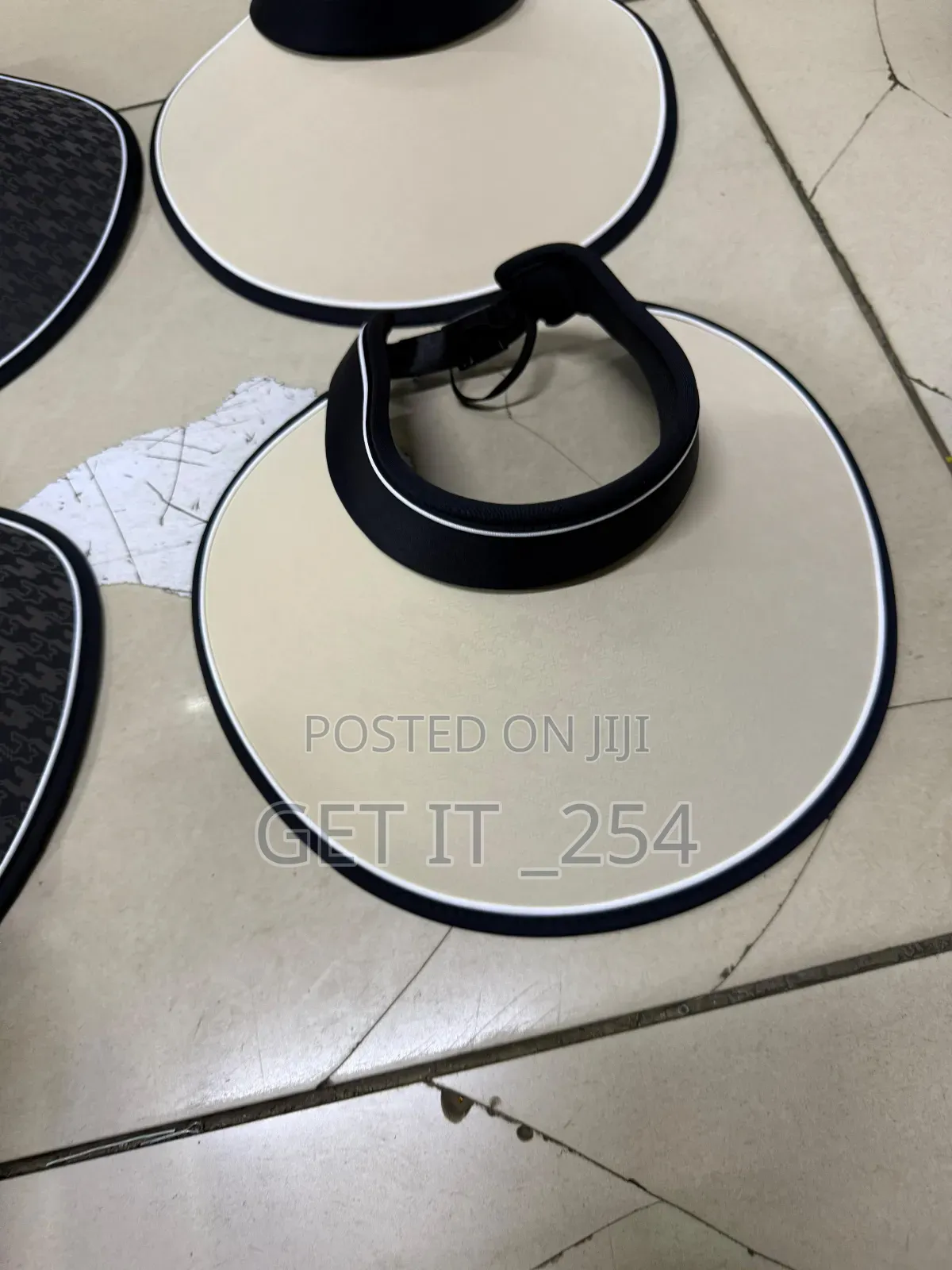 🧢 Stylish Wide-brim Sun Visor Caps
