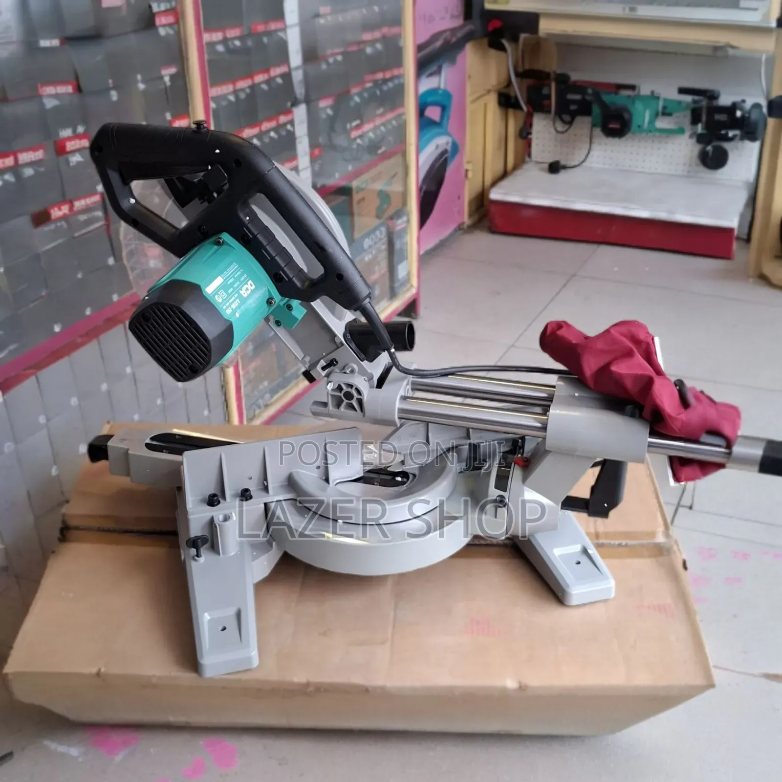 Dca Slinding Miter Saw