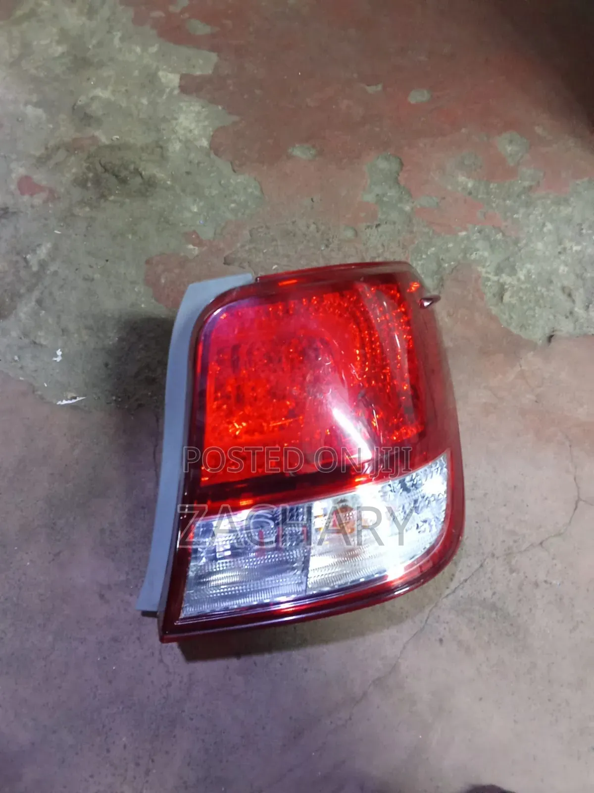 Axio 161 Taillight Ex Japan
