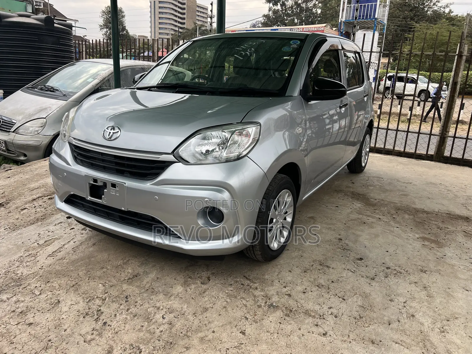 Toyota Passo 2019 Silver