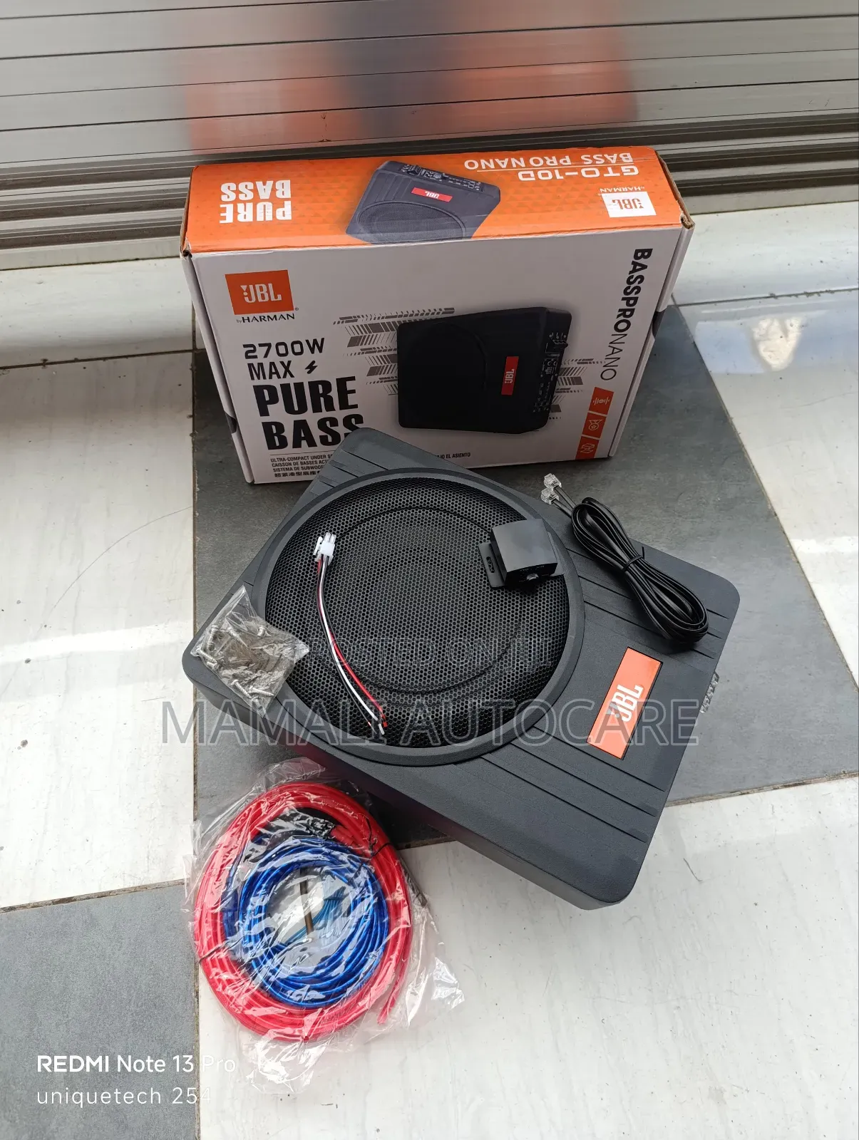 JBL Underseat Active Subwoofer 2700w