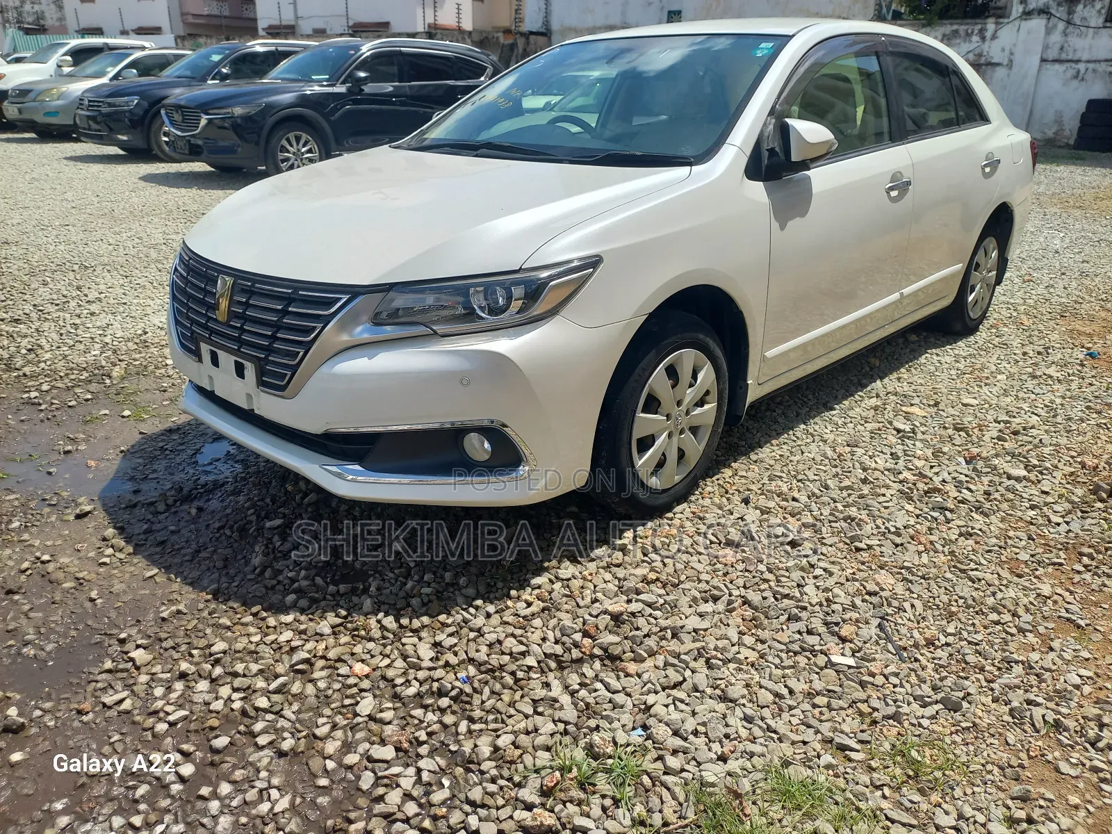 Toyota Premio 1.8 FWD 2019 White