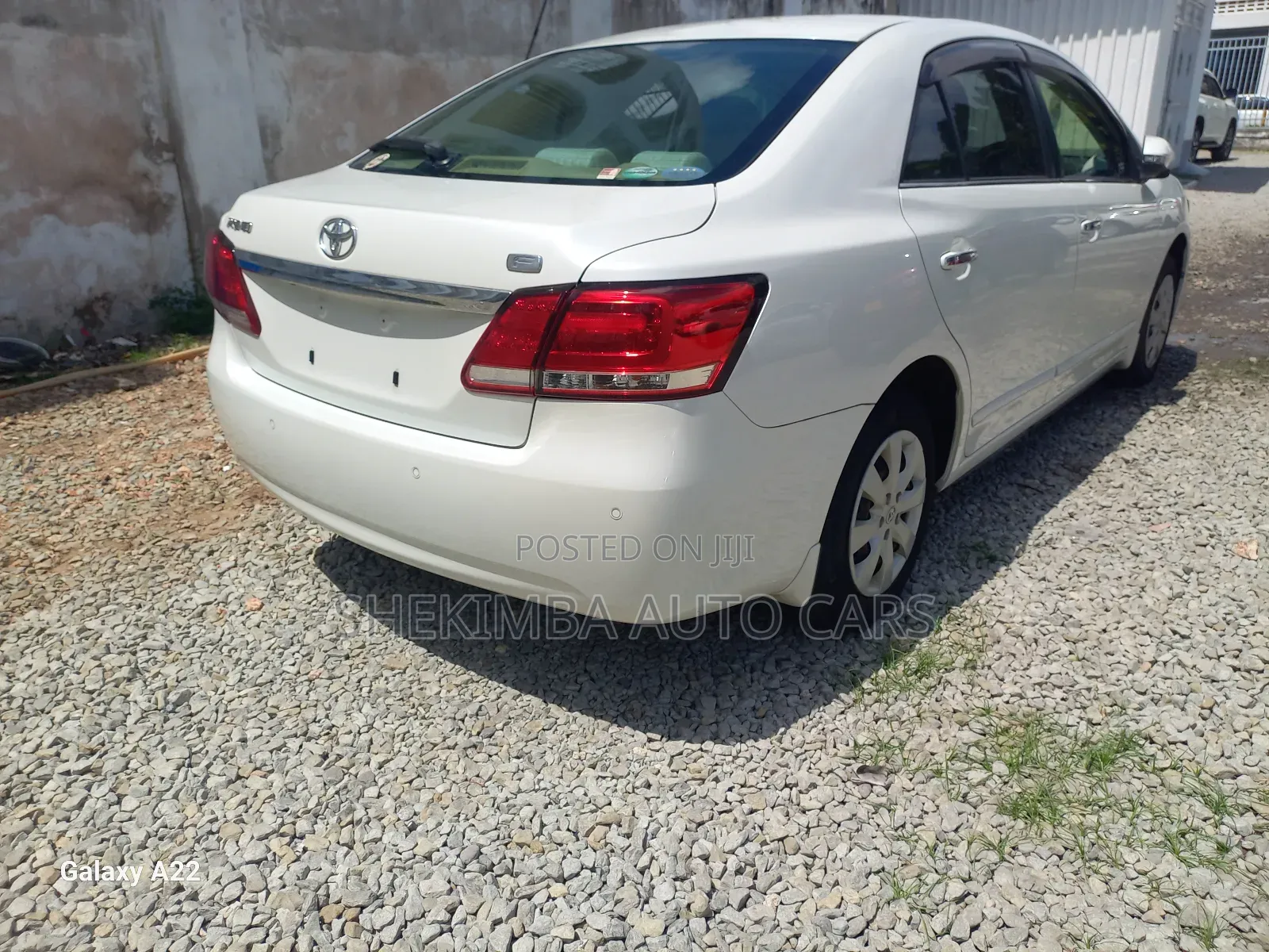 Toyota Premio 1.8 FWD 2019 White