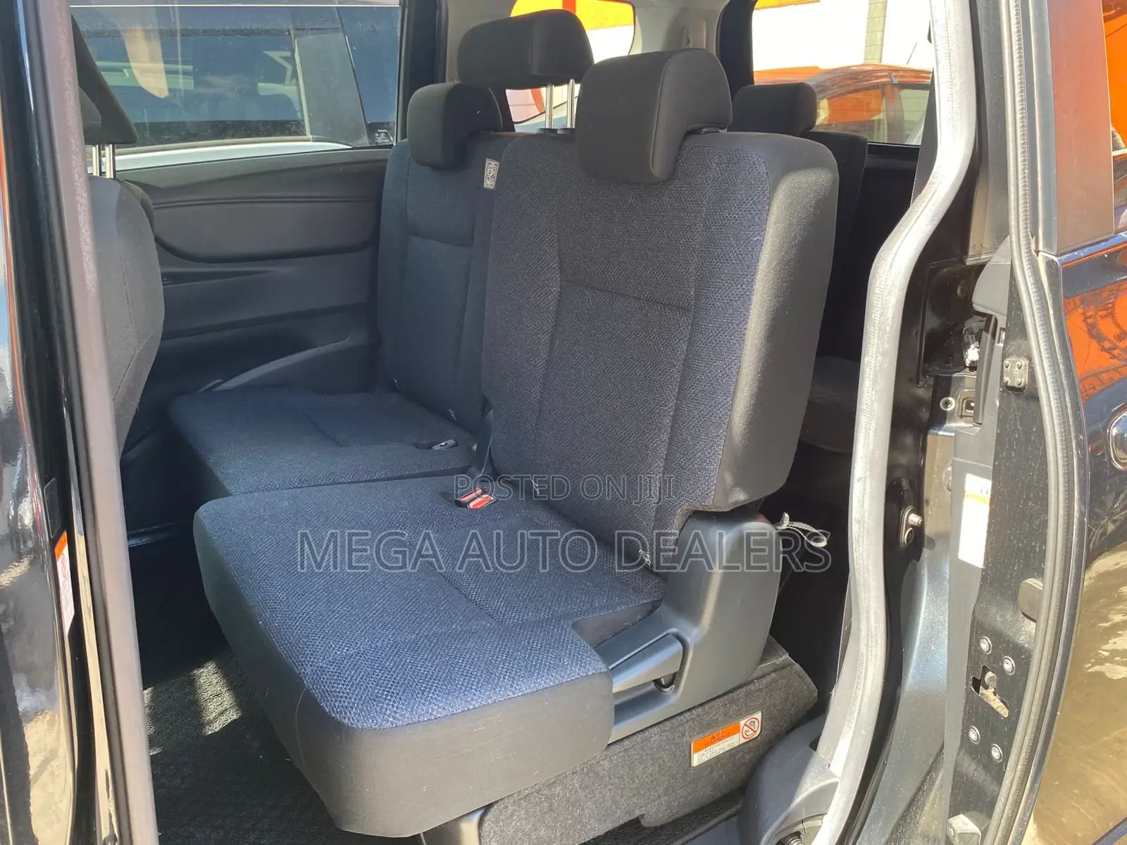 Toyota Sienta 2018 Black