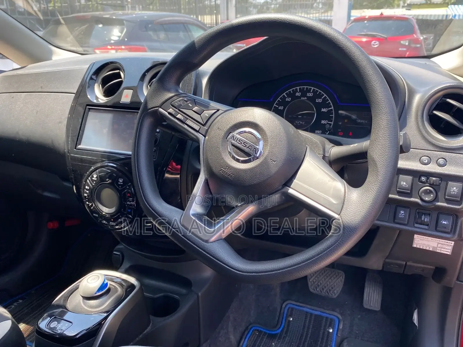 Nissan Note 2018 Red