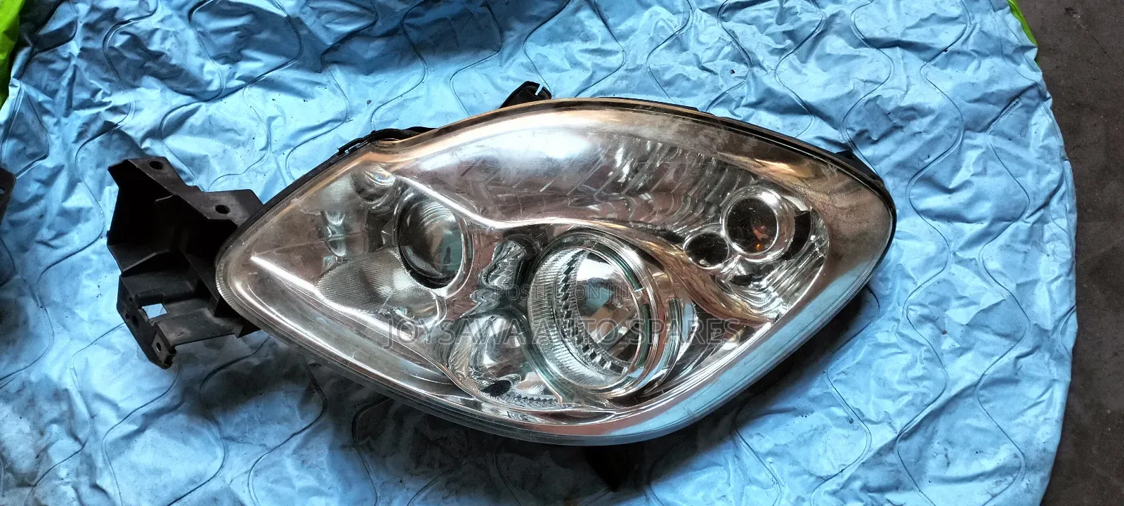 Mazda Verisa Non Xenon Headlight
