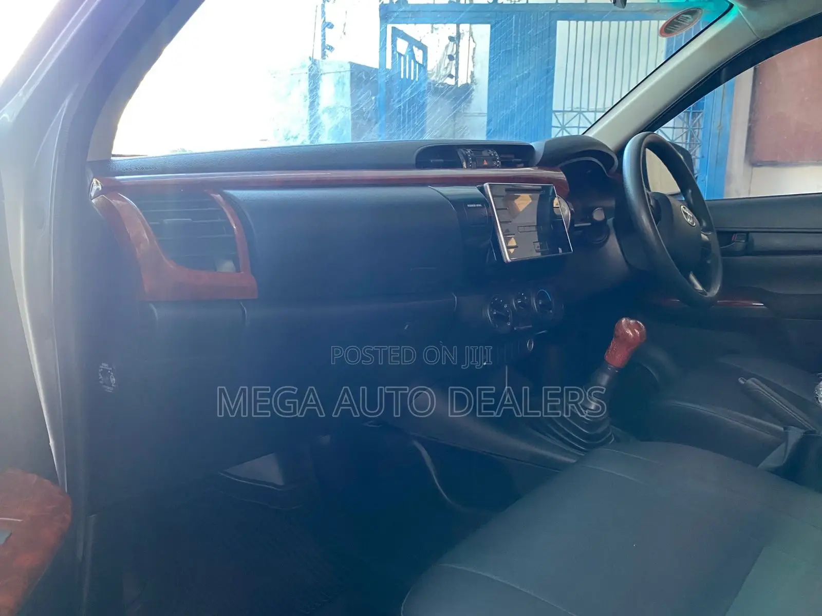 Toyota Hilux 2018 Silver