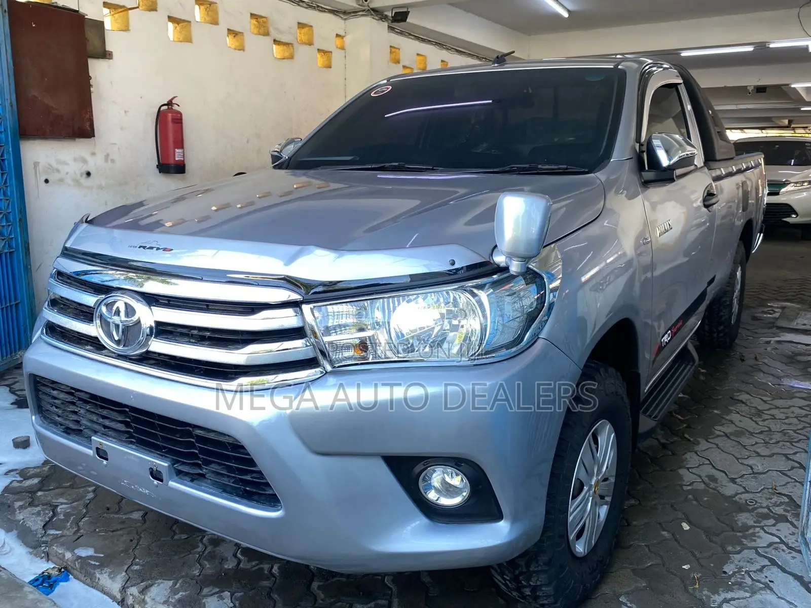 Toyota Hilux 2018 Silver