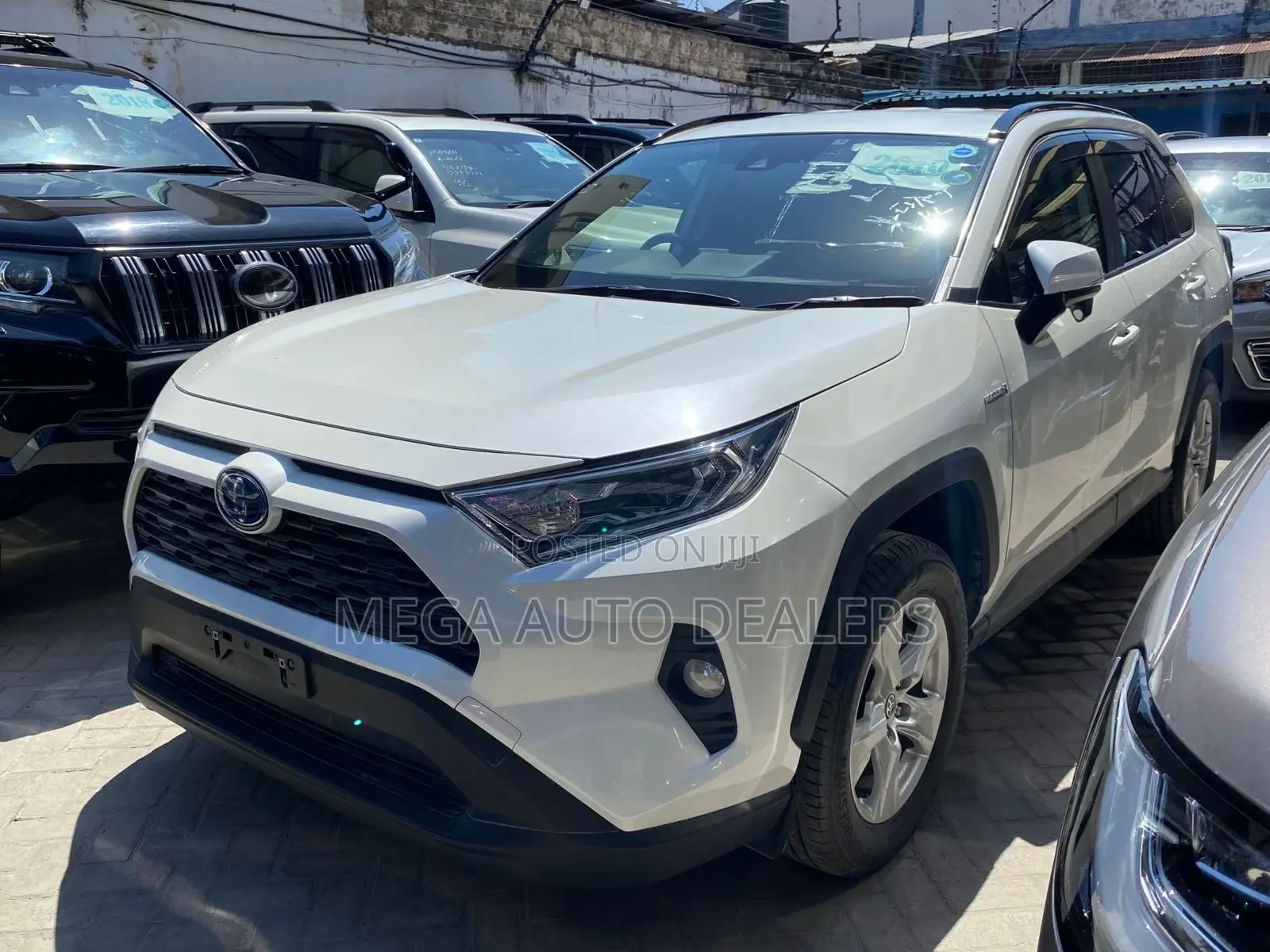 Toyota RAV4 2019 White