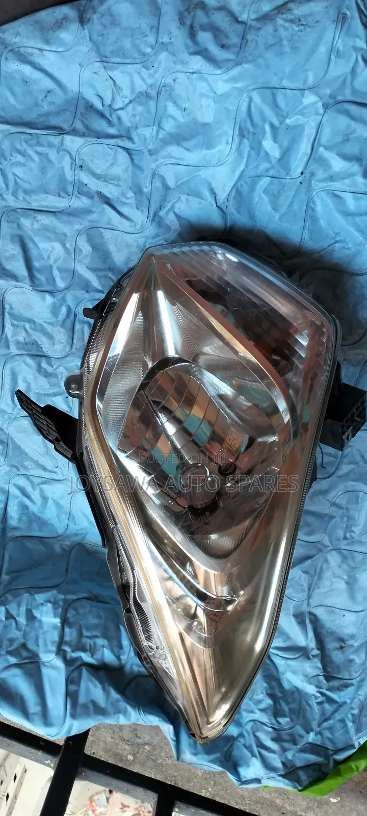 Suzuki Wagon R Headlight