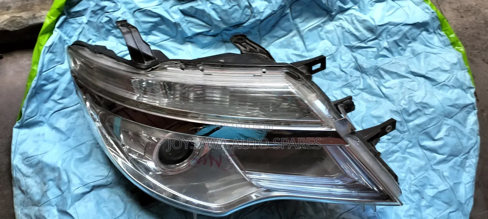 Nissan Serena C27 2015 Xenon Headlight